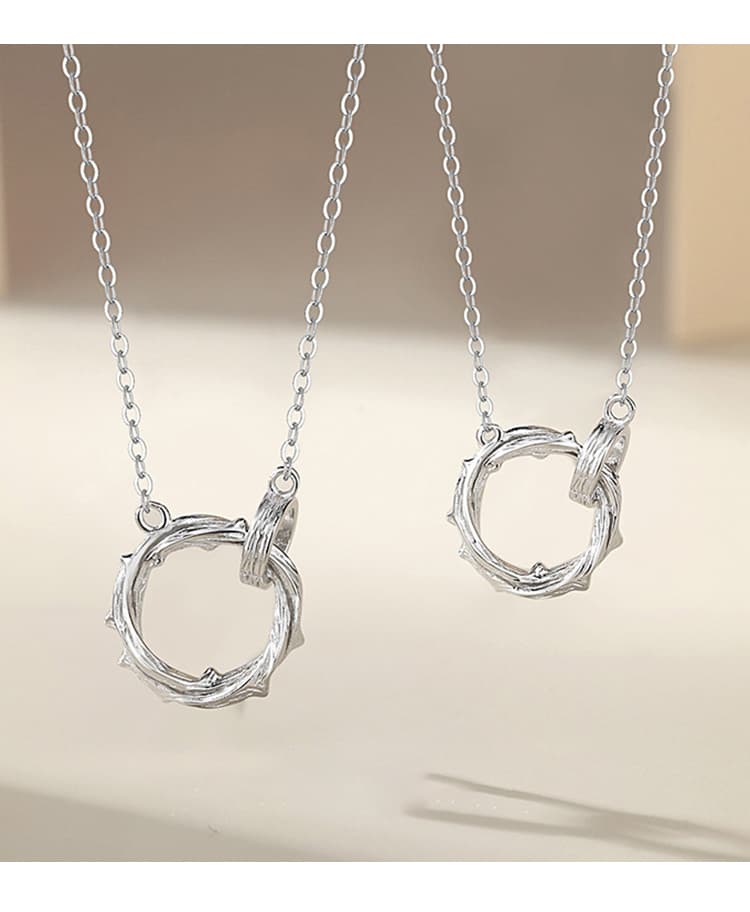 シルバー ネックレス 枝葉デザイン ツイストリングペンダント ペア