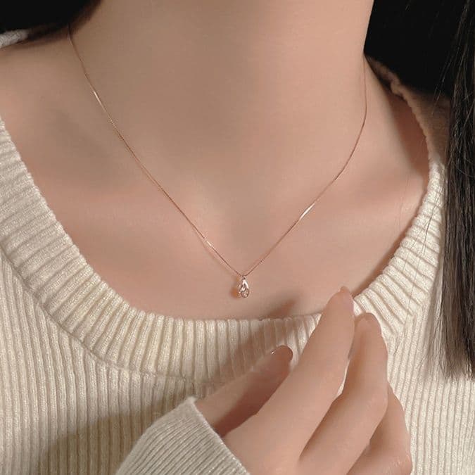 シルバー ネックレス シルバー ネックレス しずく型 輝石 ペンダント