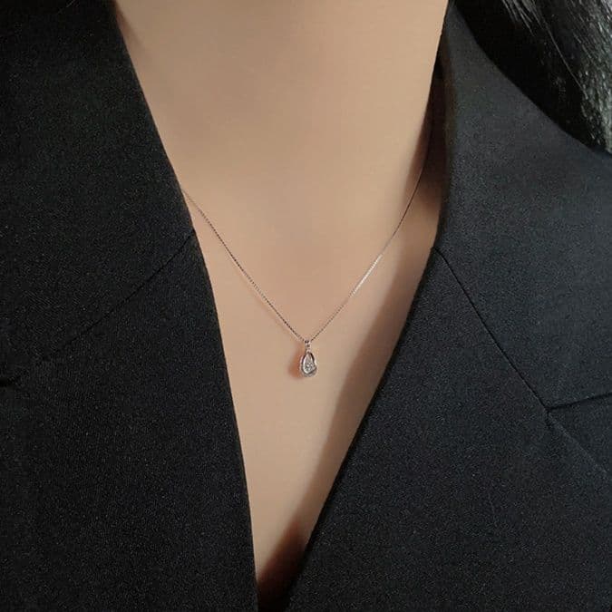シルバー ネックレス シルバー ネックレス しずく型 輝石 ペンダント