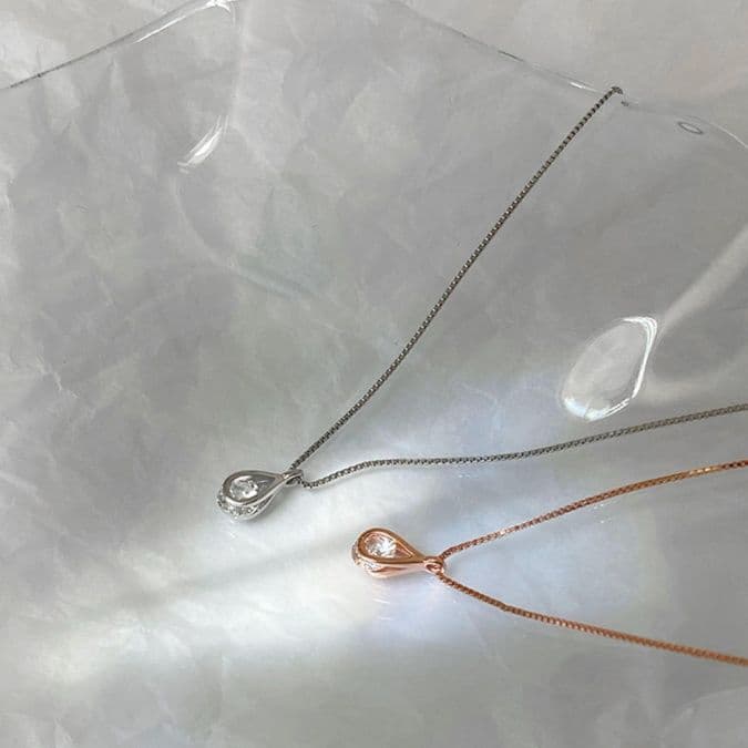 シルバー ネックレス シルバー ネックレス しずく型 輝石 ペンダント
