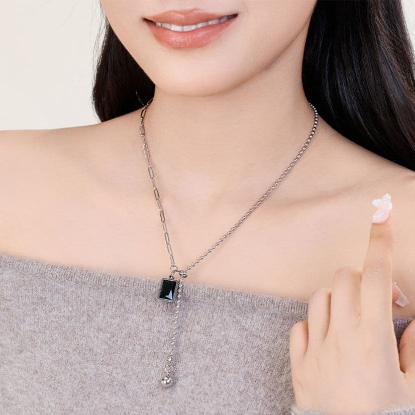 シルバー ネックレス シルバー ネックレス 二連ヘリテージ 黒玉ペンダント