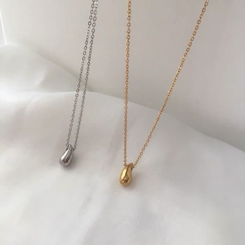 シルバー ネックレス シルバー ネックレス しずくモチーフのしずかなペンダント