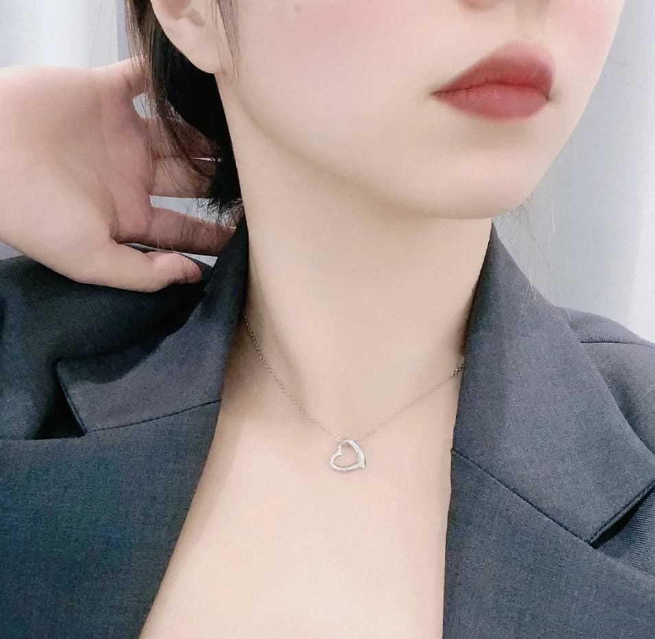シルバー ネックレス シルバー ネックレス 優美な心形ペンダント