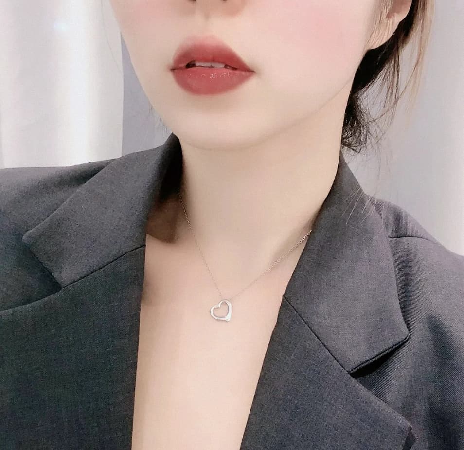 シルバー ネックレス シルバー ネックレス 優美な心形ペンダント