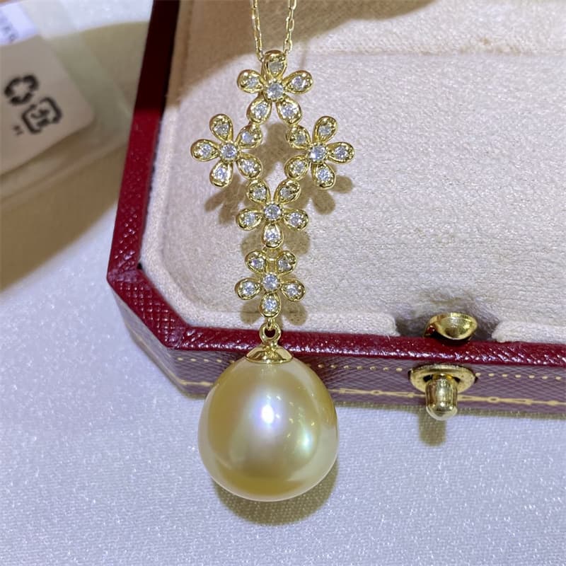 シルバー ネックレス シルバー ネックレス 花咲く真珠のしずくペンダント
