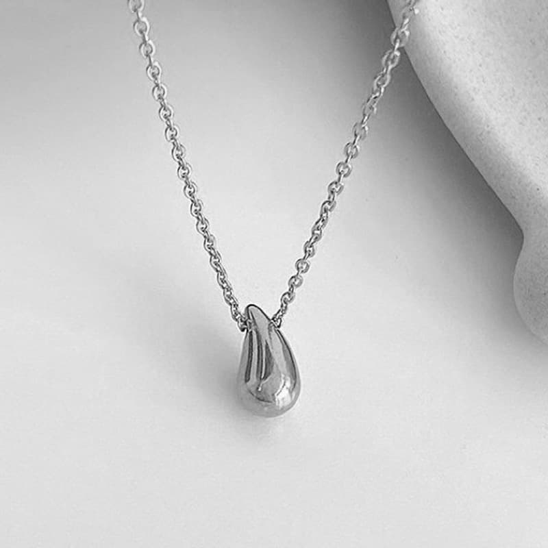 シルバー ネックレス シルバー ネックレス しずくモチーフのしずかなペンダント