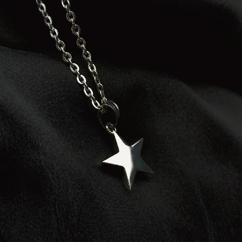 シルバー ネックレス シルバー ネックレス 星の輝き ペンダント