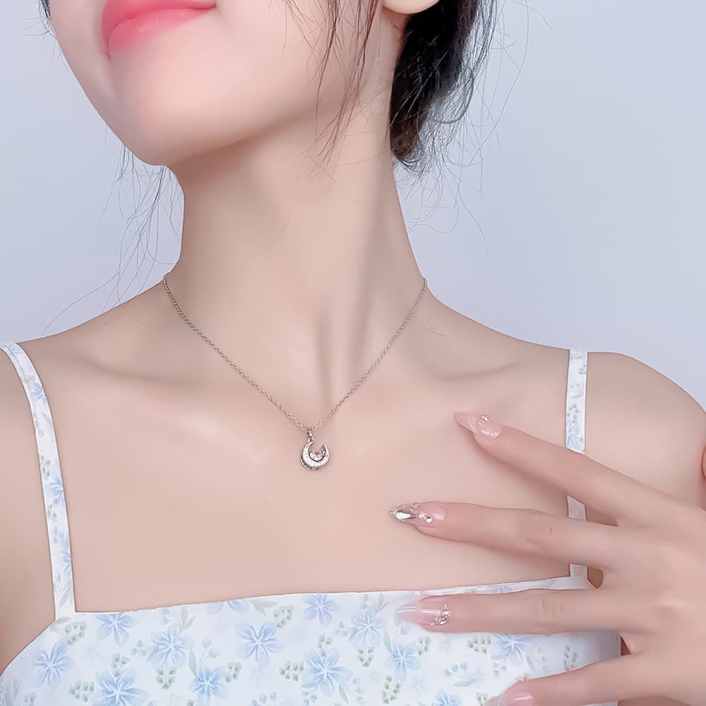 シルバー ネックレス シルバー ネックレス 三日月の煌めき ペンダント